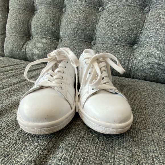 Adidas Stan Smiths unisex (W: 6.5 /M: 5.5) - Picture 2 of 9